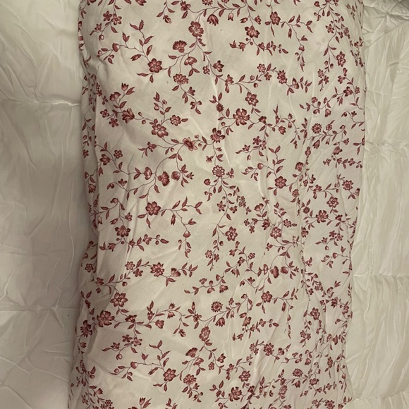 Queen Size Duvet w cover - Picture 2 of 4